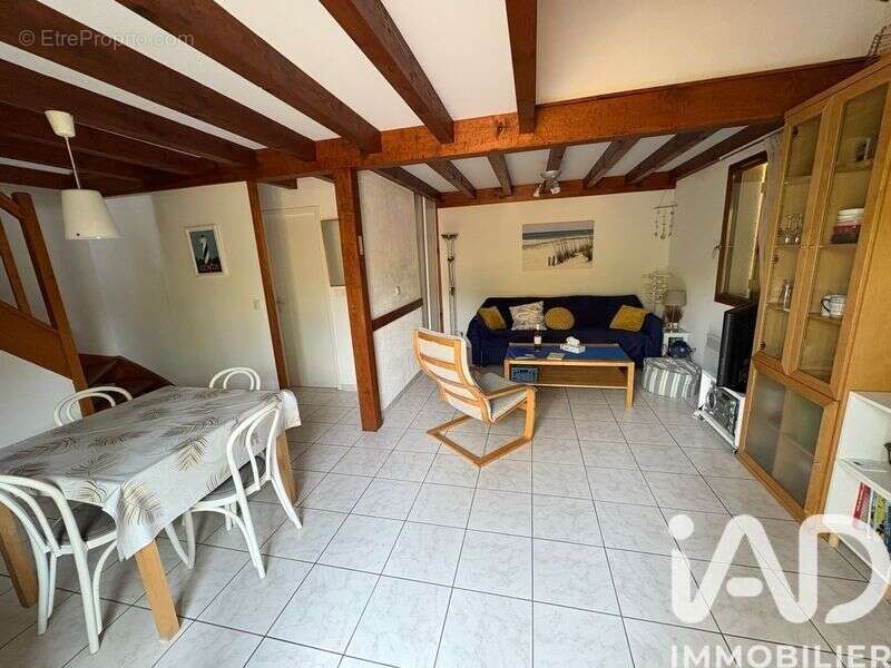 Photo 5 - Maison à SAINT-JULIEN-EN-BORN