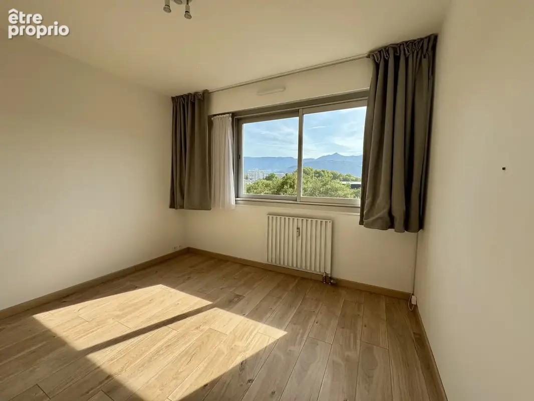 Spacieux appartement T6 de 135m2 - Triple expositions - Cave - photo 9