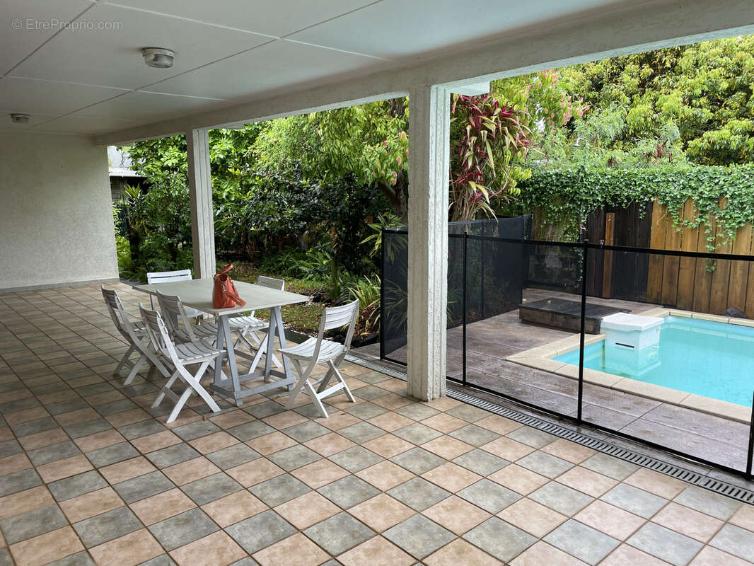 Villa F5 de 129 m2 avec piscine sur Rivière des Pluies - photo 2