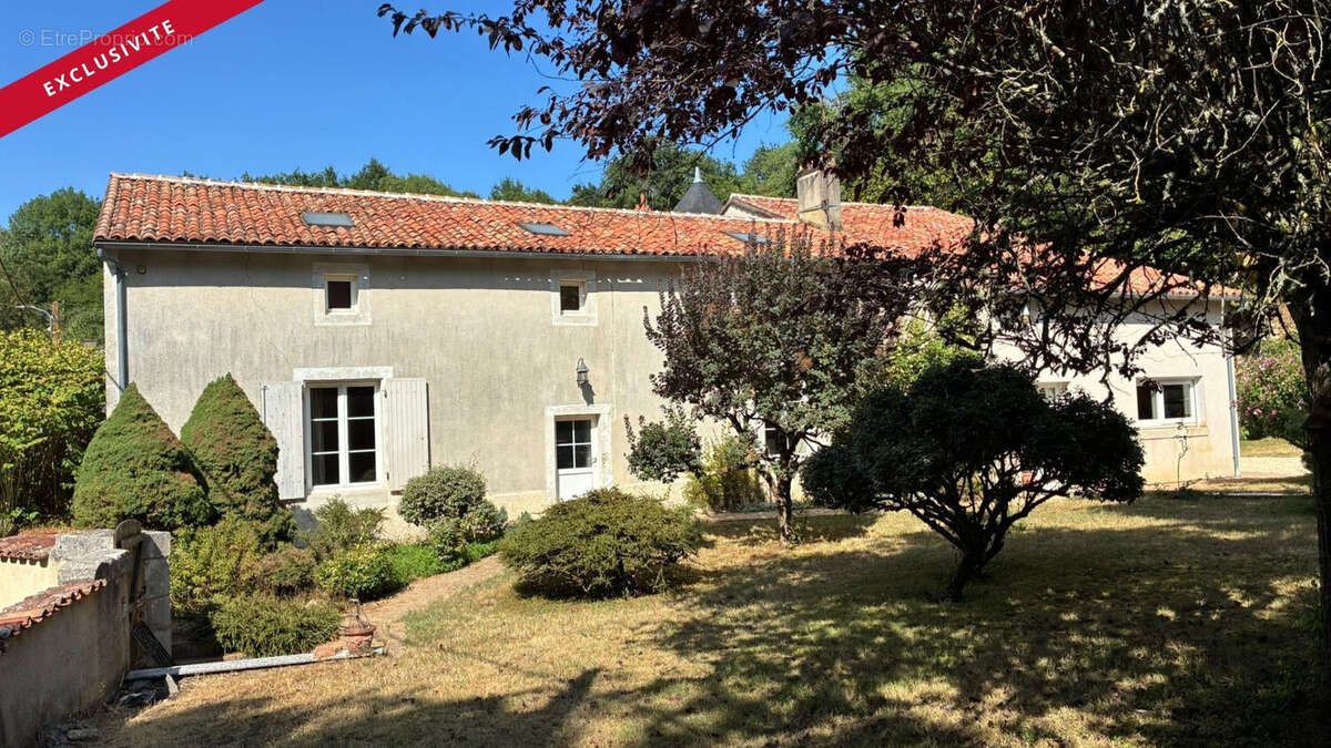 Maison 276m² à civray - photo 18