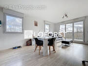 Appartement à VERT-SAINT-DENIS