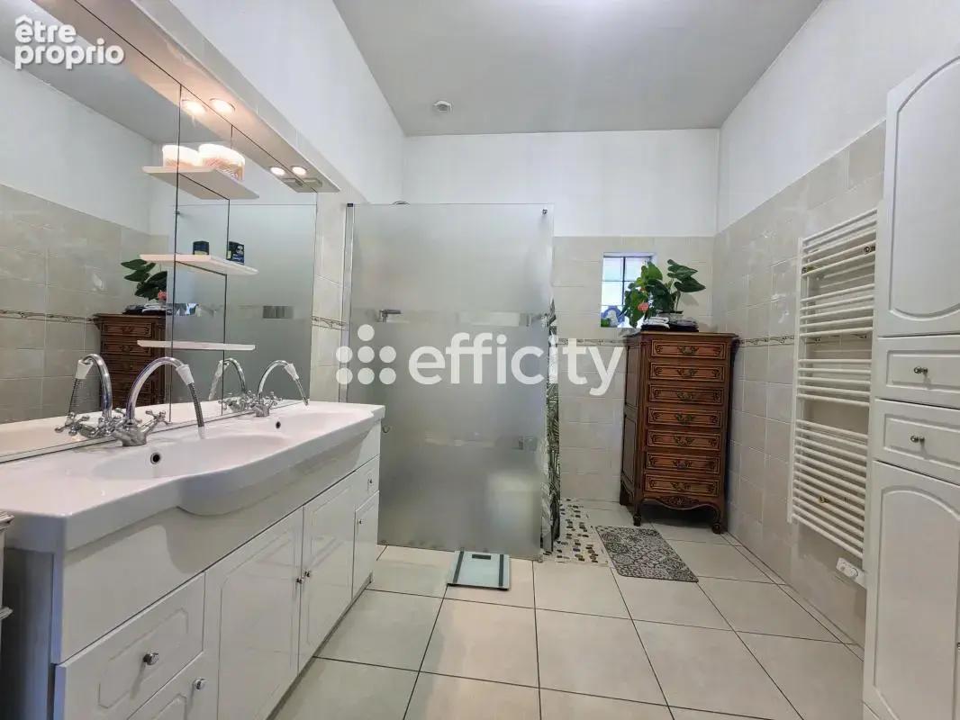 Maison 6 pièces 145 m² à vendre à Chateau-L'eveque (24460) - photo 9
