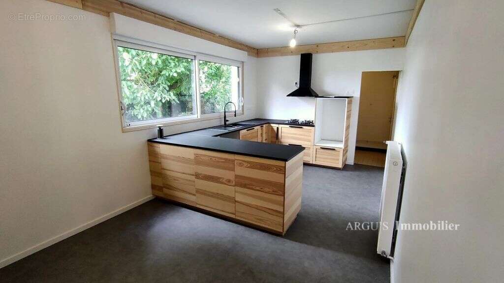 Maison à SAINT-SAVIOL