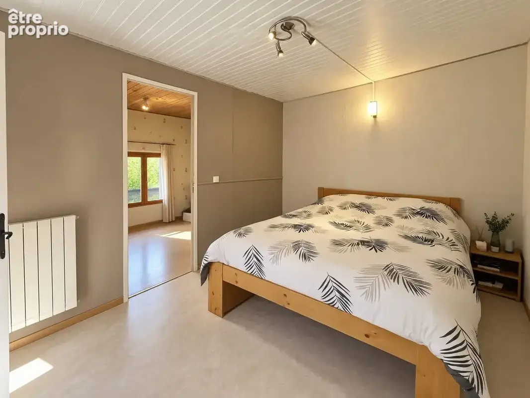 Maison 7 pièces 130 m² à vendre à Saint-Martin-En-Bresse (71620) - photo 4