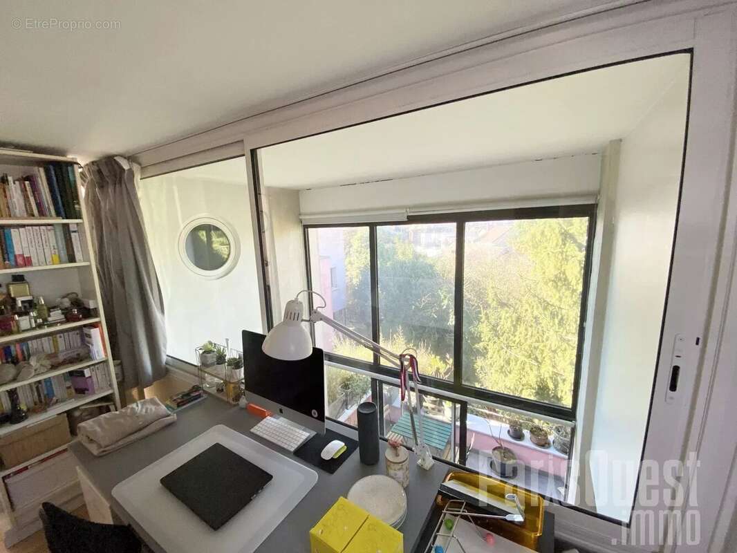 Appartement à VILLE-D'AVRAY