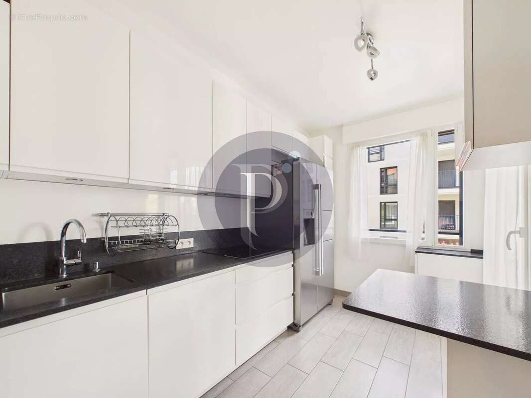 Appartement à LE PLESSIS-ROBINSON