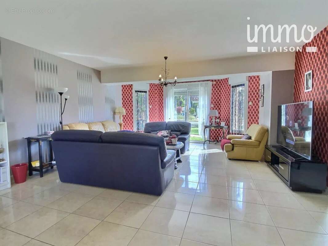 Maison à CHAUMONT-SUR-LOIRE