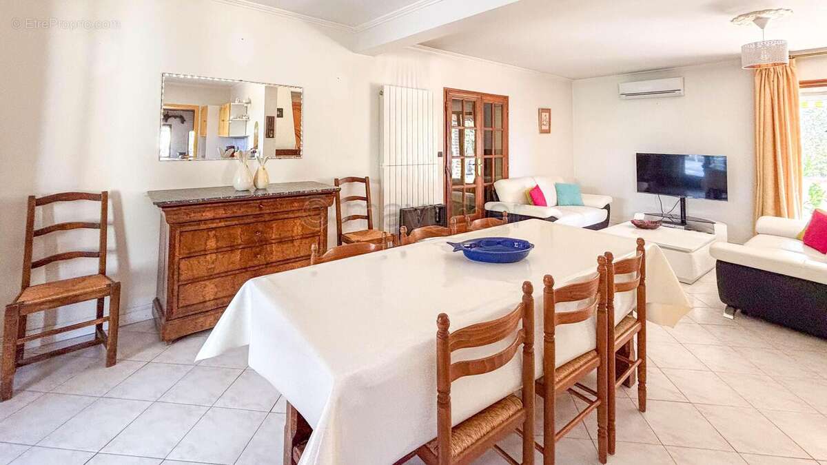 Maison 86 m² à Seillons-Source-D'argens  - photo 7