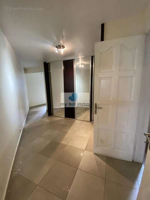 Maison à PETIT-BOURG