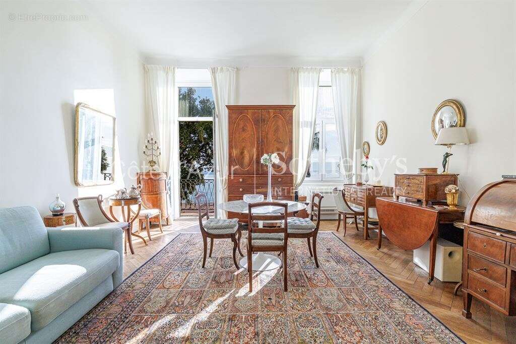Nice Quai des États-Unis appartement 2 pièces face mer en exclusivité - photo 5