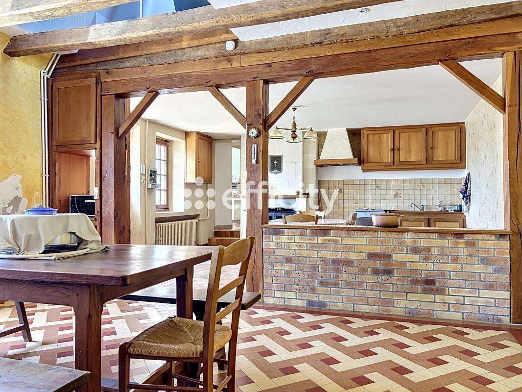 Maison 180 m² à Vouvray  - photo 6
