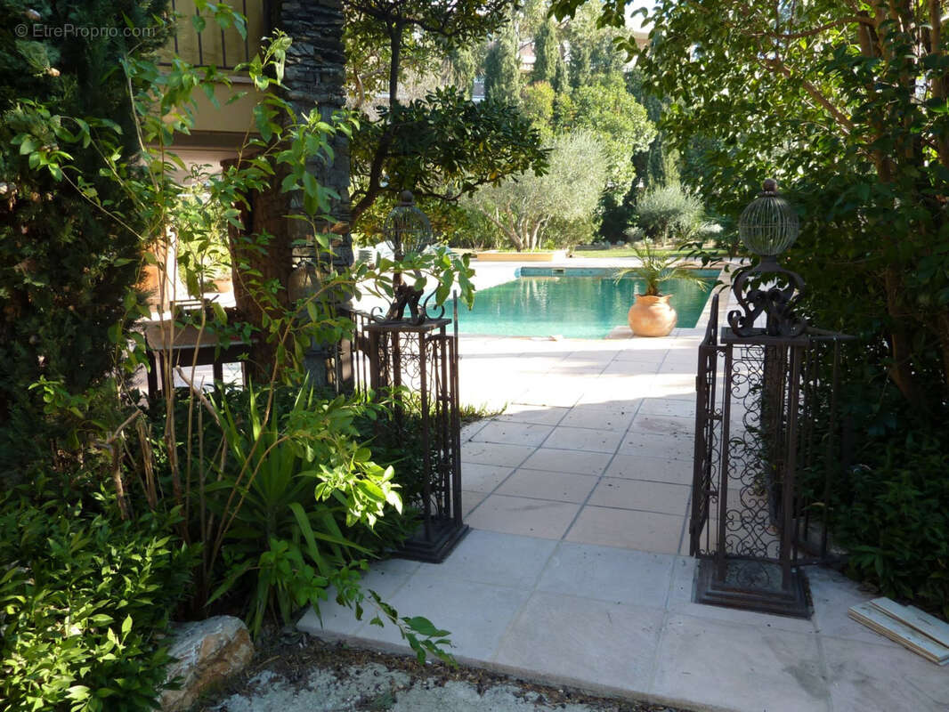 Maison à DRAGUIGNAN