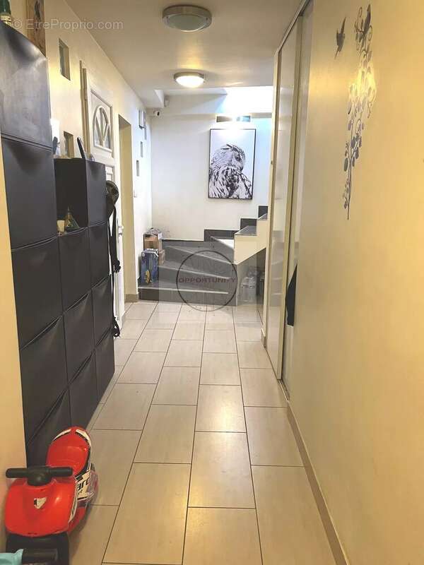 Maison/Villa limite Vincennes avec triple salon et vaste Rooftop / terrasse de plus de 80m - photo 8