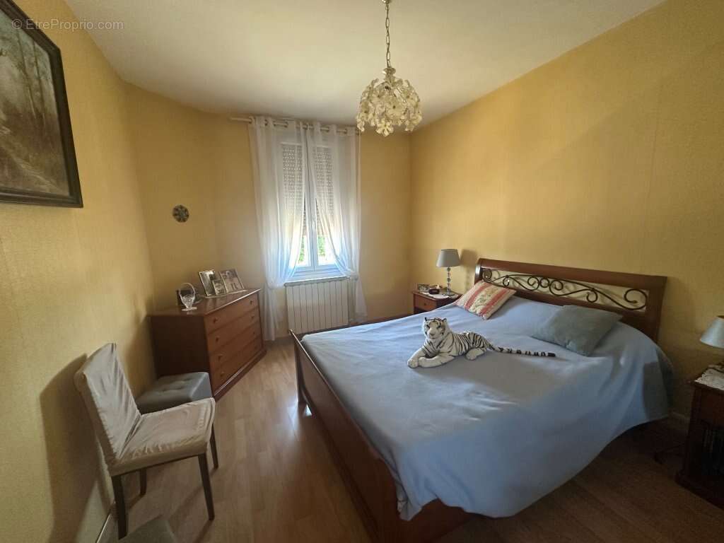 Appartement à PARAY-LE-MONIAL
