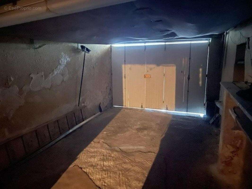 Maison à NOYEN-SUR-SARTHE