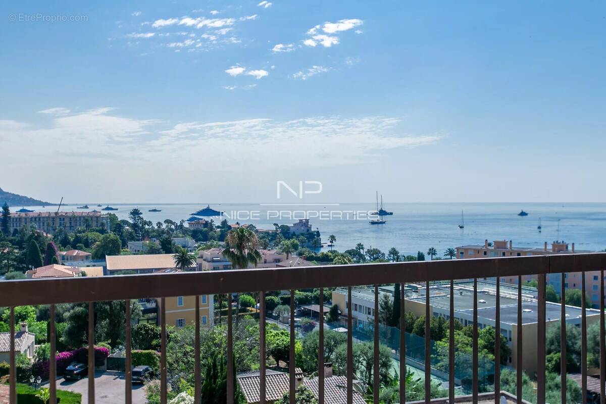 Appartement à BEAULIEU-SUR-MER