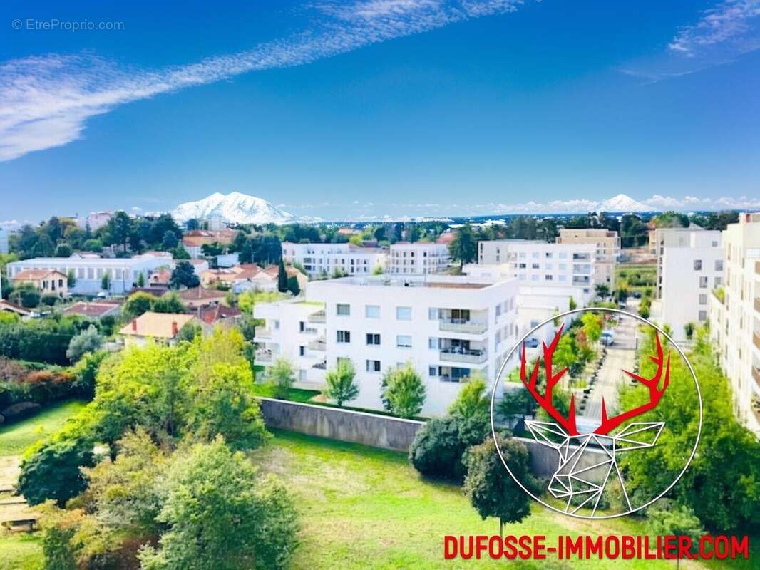 Lumineux appartement T4 de 78m² avec balcon, vue dégagée, place de parking privative - Bron - photo 3