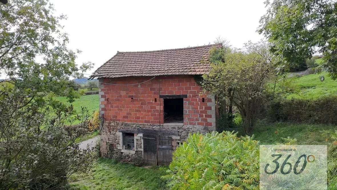 Maison à SAINT-PIERRE-LE-VIEUX