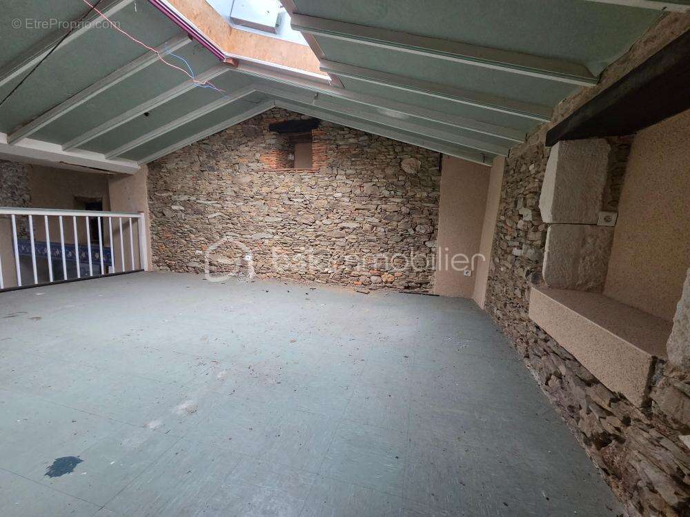 Maison à SAINT-LAURS