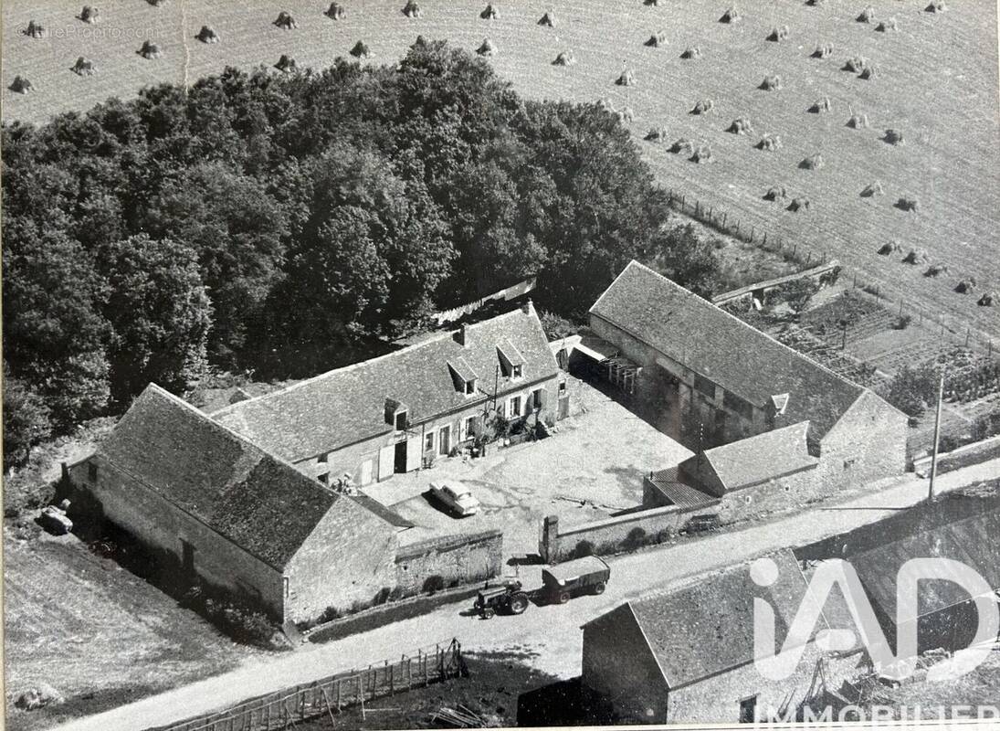 Photo 1 - Maison à LORREZ-LE-BOCAGE-PREAUX