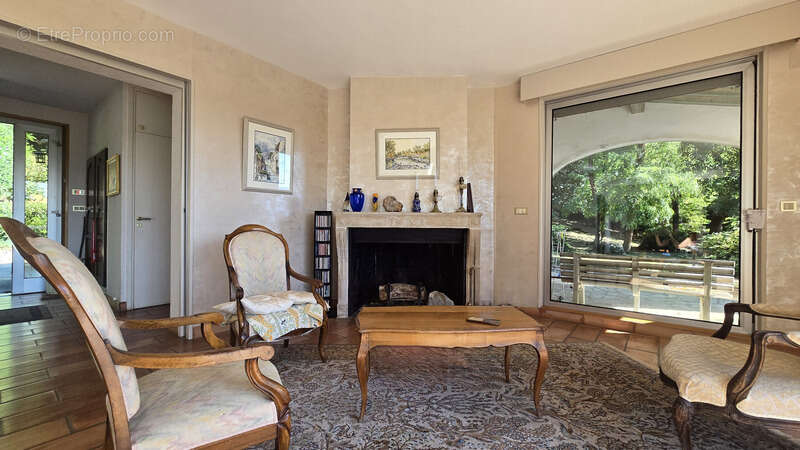 Maison à LIVRON-SUR-DROME