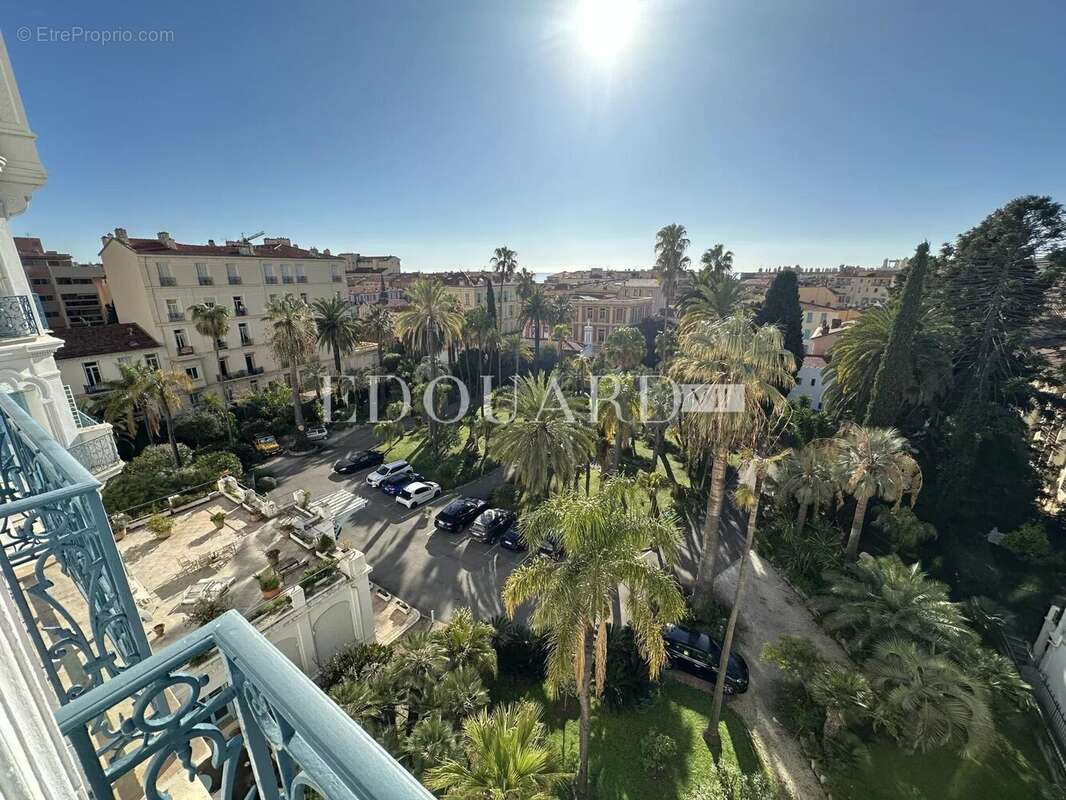 Appartement à MENTON