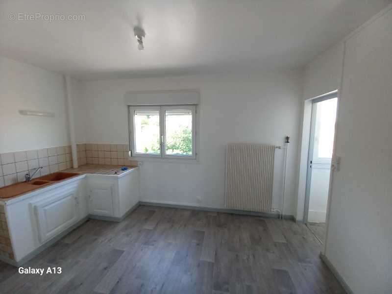 Appartement 74 m² à Delle  - photo 4