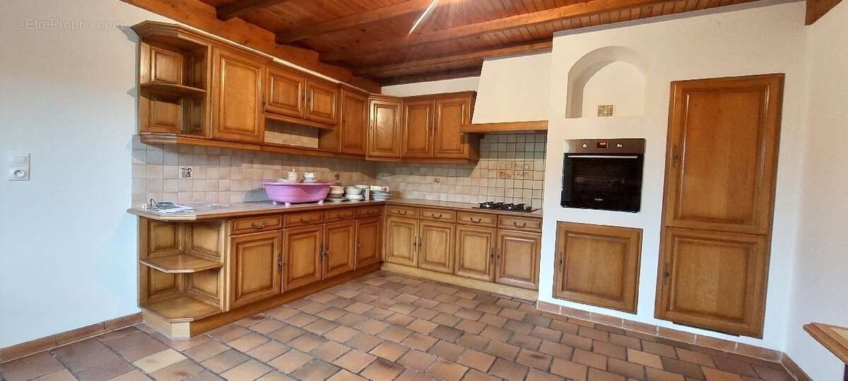 Maison à FRESNICOURT-LE-DOLMEN