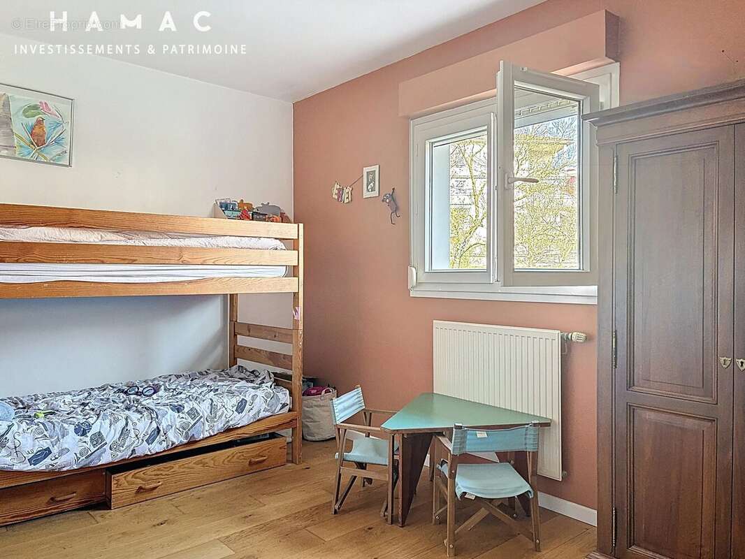 Maison à SAINTE-FOY-LES-LYON