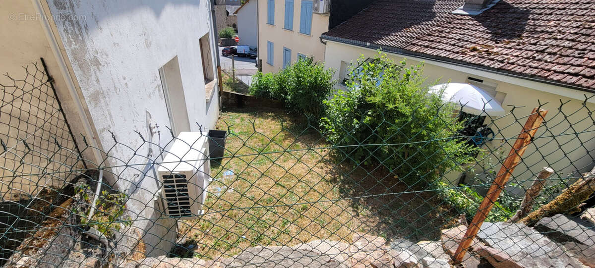 Maison 2 chambres jardinet proche des commodités - photo 8