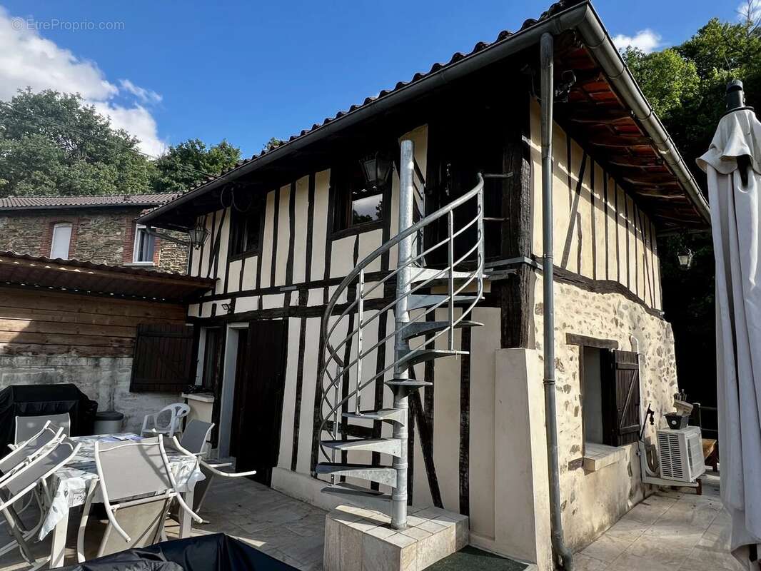 Maison à AIXE-SUR-VIENNE