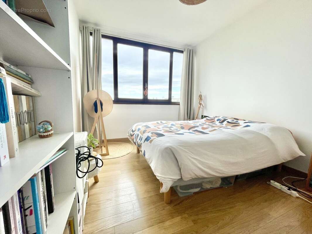 Appartement à FONTENAY-LE-FLEURY