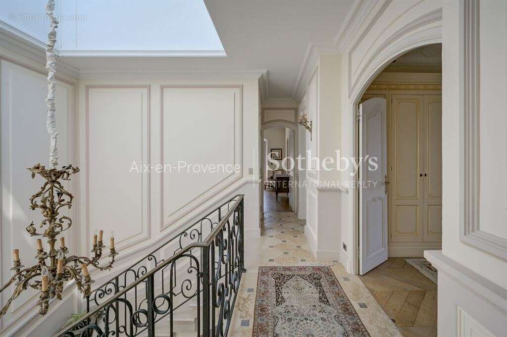La propriété la plus exclusive d'Aix-en-Provence face à la Sainte-Victoire - photo 8