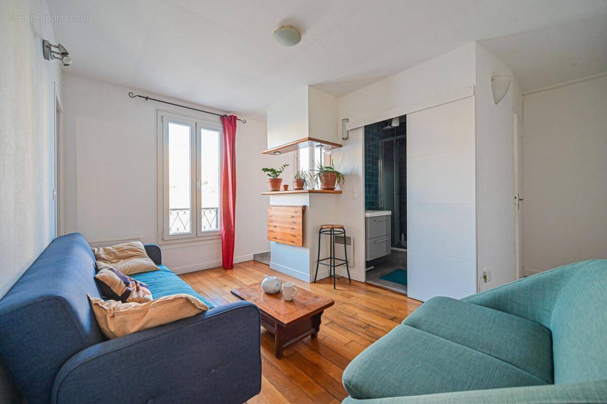 Appartement à PARIS-18E