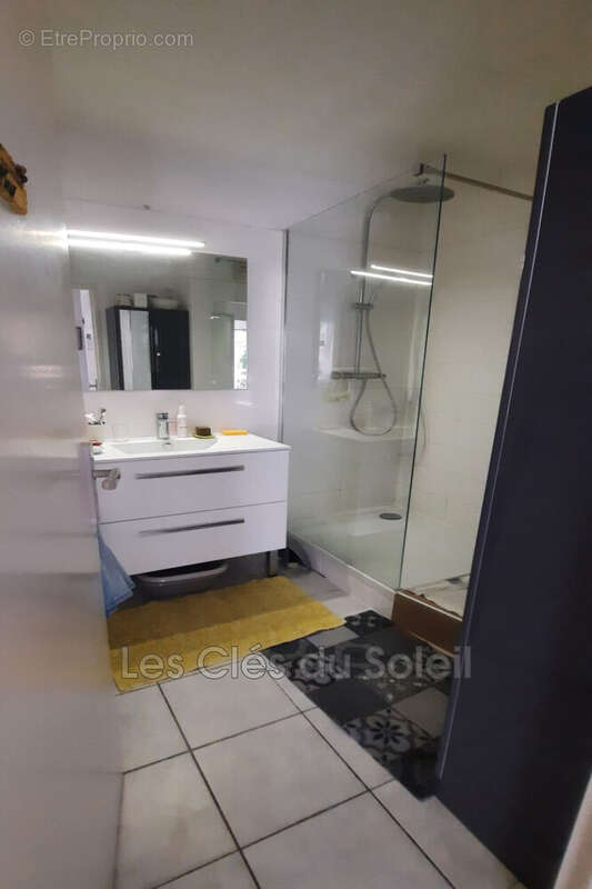 Appartement à SAINT-MANDRIER-SUR-MER