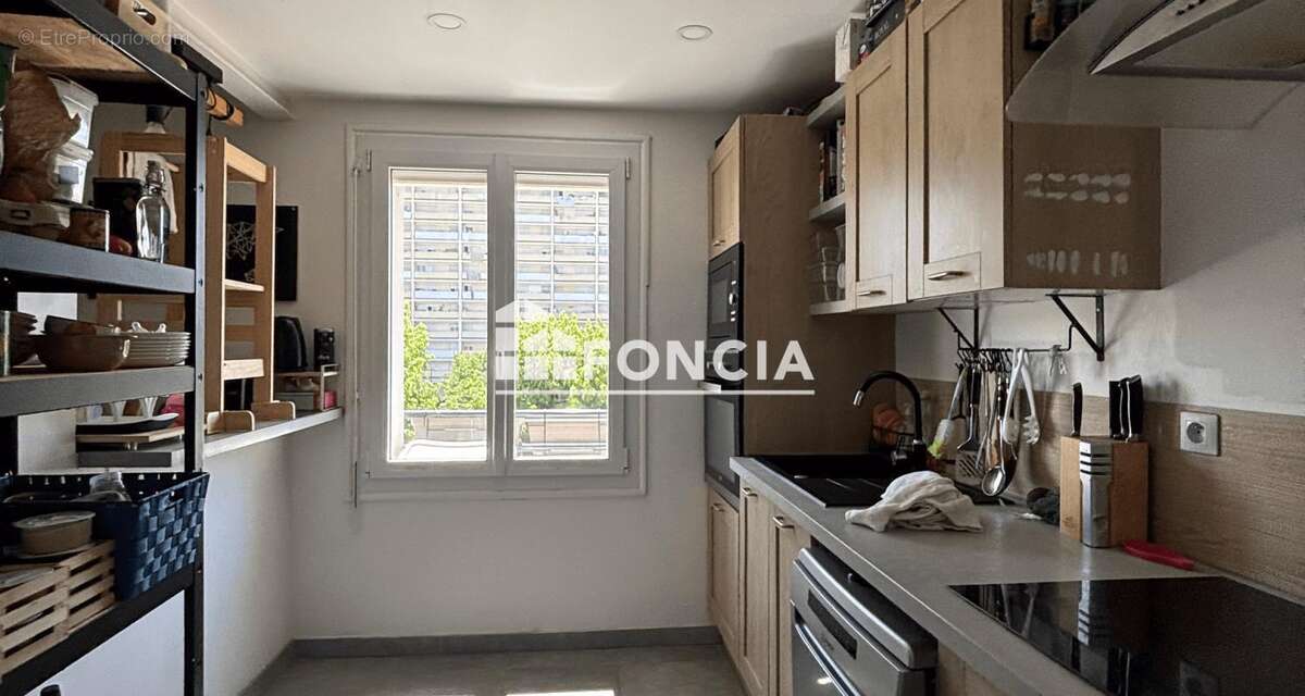 Appartement T3 ROANNE - photo 4
