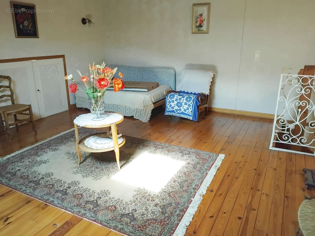 Appartement à HYERES
