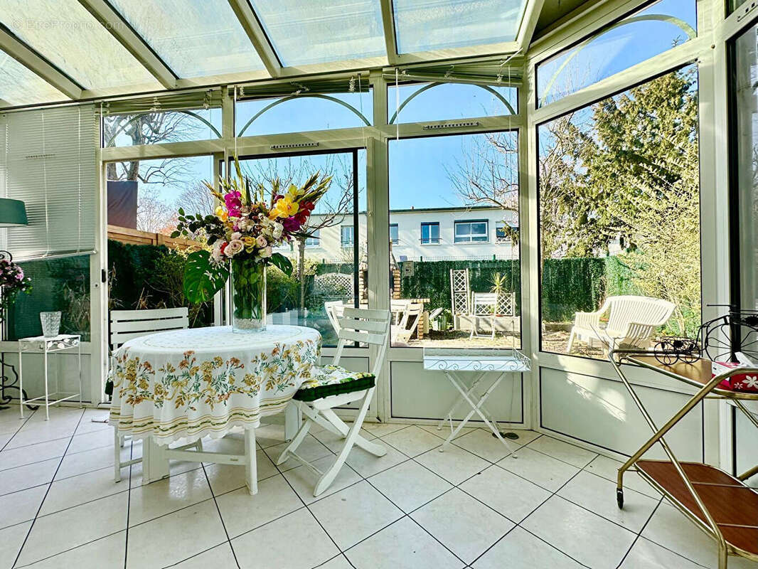 Maison à MAISONS-LAFFITTE