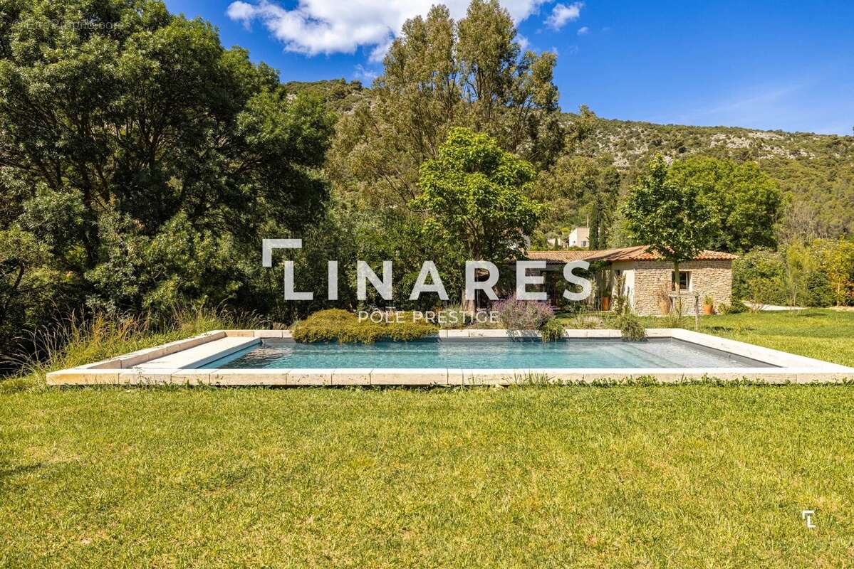 LA VICTOIRE - Maison de charme de 137m2 avec piscine - 13126 Vauvenargues/proche Aix en Provence - photo 21