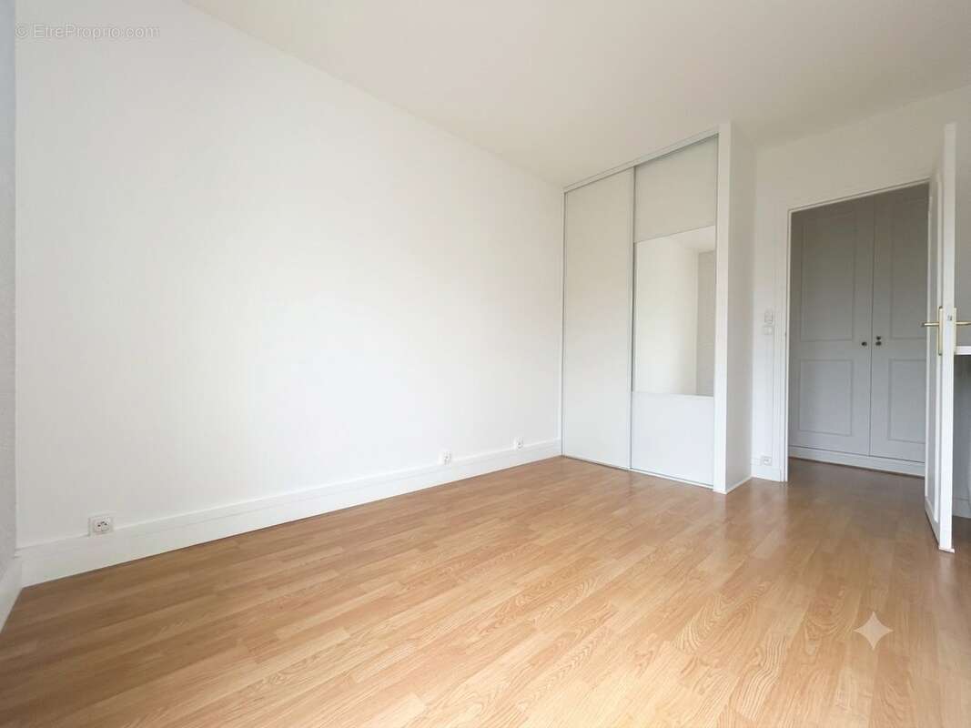 Appartement 75 m² à Bois-D'arcy  - photo 9