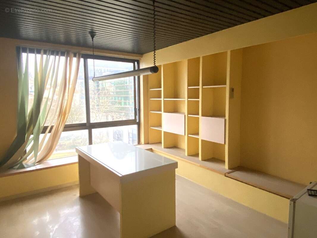 Commerce à MONTBELIARD