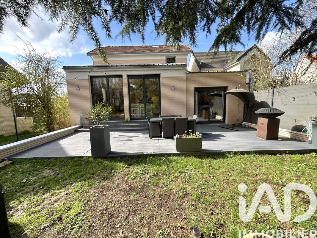 Photo 3 - Maison à SUCY-EN-BRIE