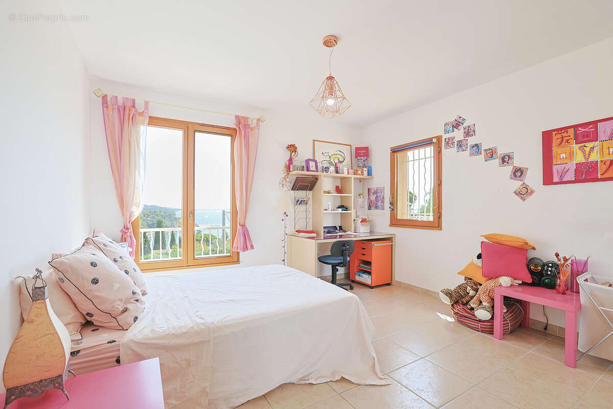 Maison à CARQUEIRANNE