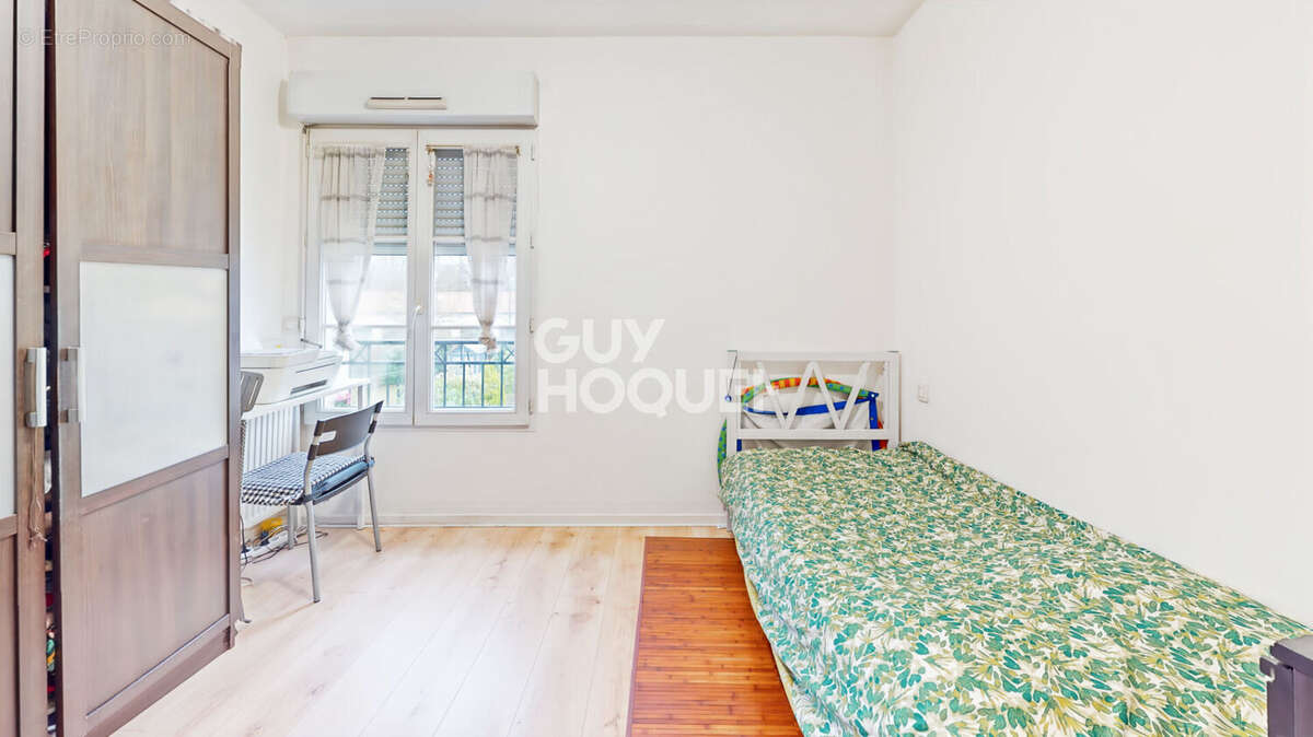 Maison à BAILLY-ROMAINVILLIERS