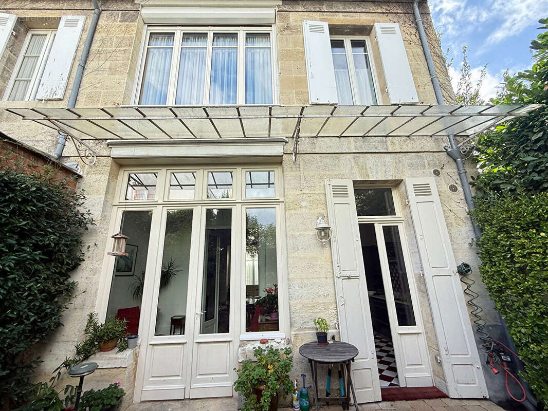 Maison à BORDEAUX