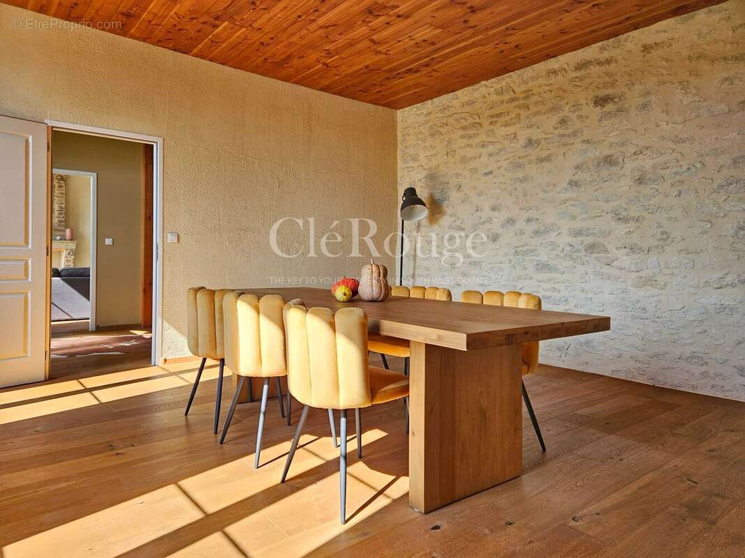 Maison à SAUVETERRE-DE-GUYENNE