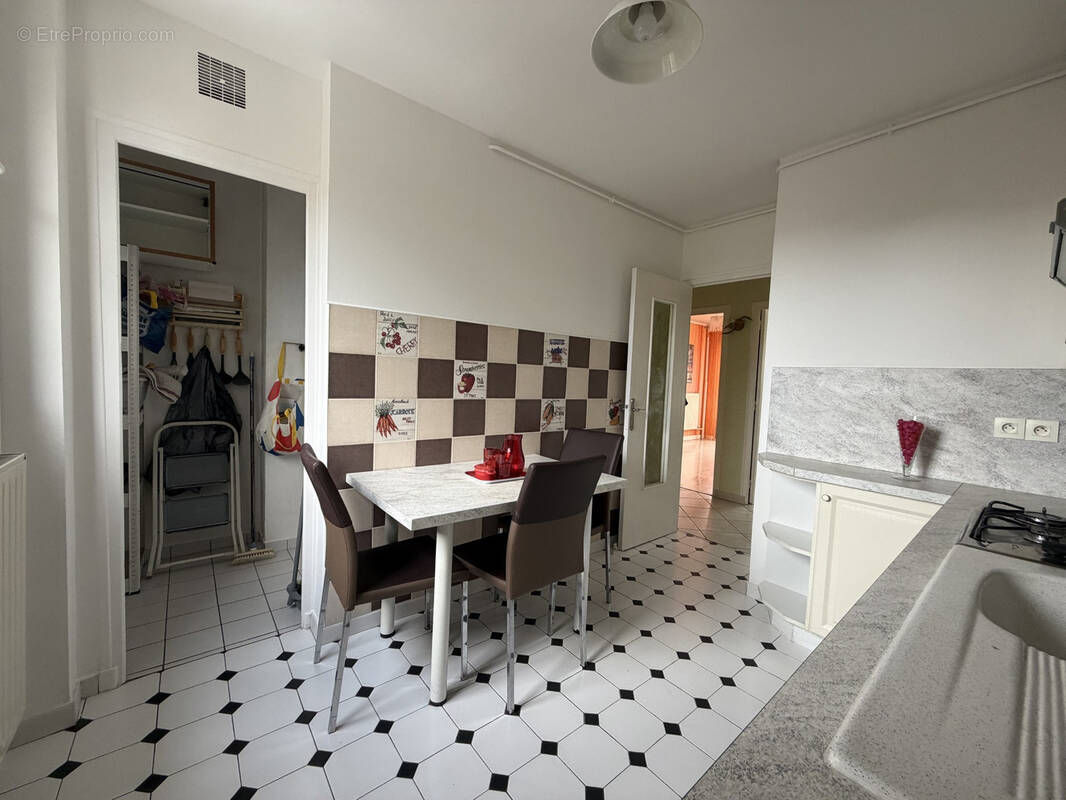 Appartement à SEYSSINET-PARISET