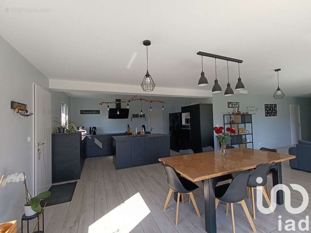 Photo 5 - Maison à REMILLY-SUR-LOZON