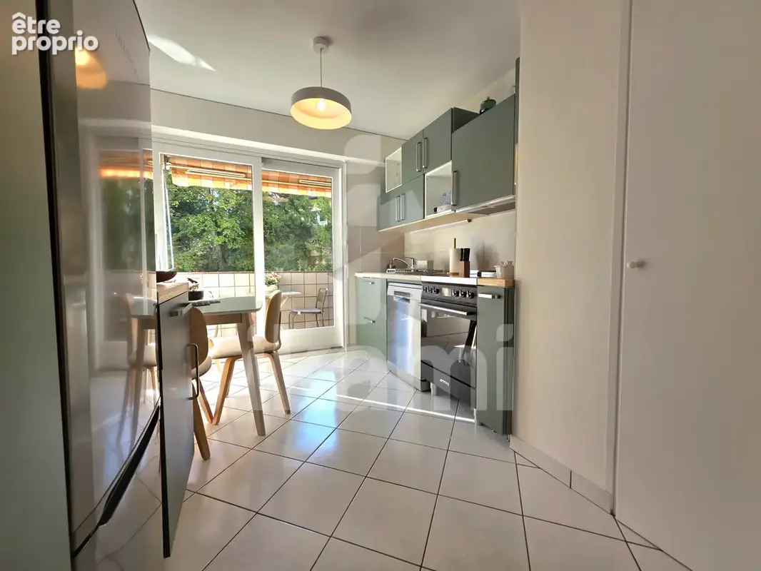 Appartement T2 dans résidence de standing avec garage - photo 2