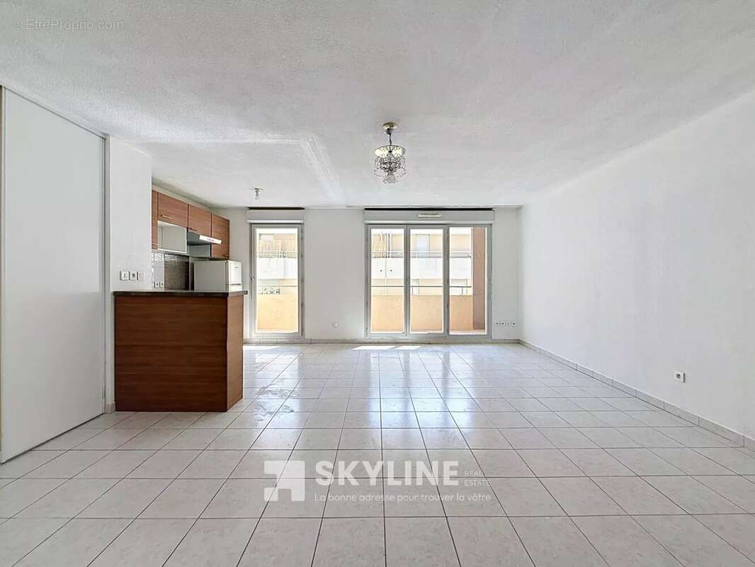 Appartement 73 m² à Marseille-3e  - photo 3